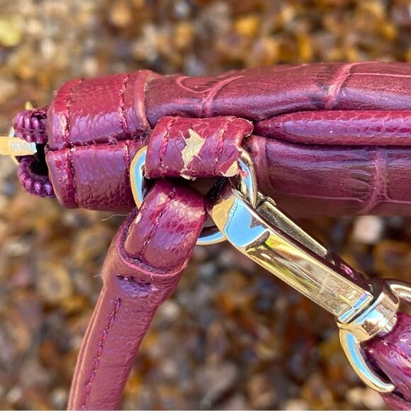 NWT New Nine West Wine Vegan Leather Croc & Studded Wristlet Bag. Fits a phone. - Picture 6 of 6